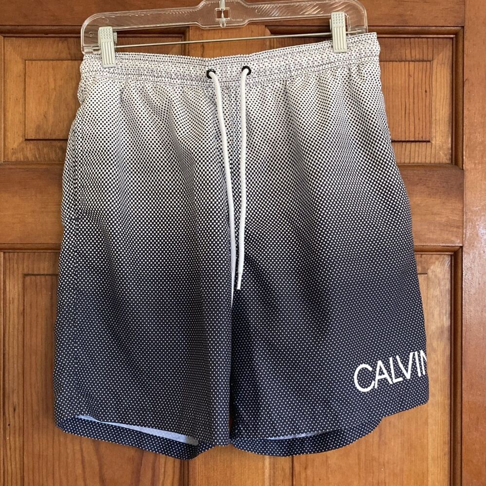 Calvin Klein Men's Medium White Black Gradient Swim Trunks Drawstring Pockets